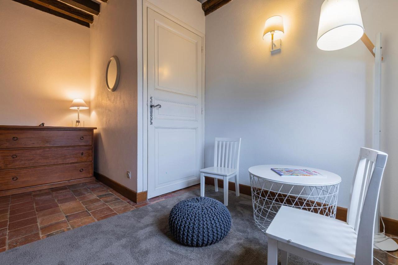 Maison Jardin Gaillard disposant d'une piscine chauffée Bieville-en-Auge Exterior foto