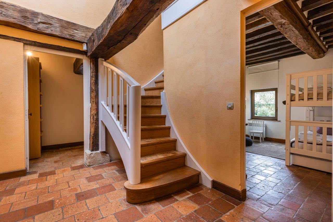 Maison Jardin Gaillard disposant d'une piscine chauffée Bieville-en-Auge Exterior foto
